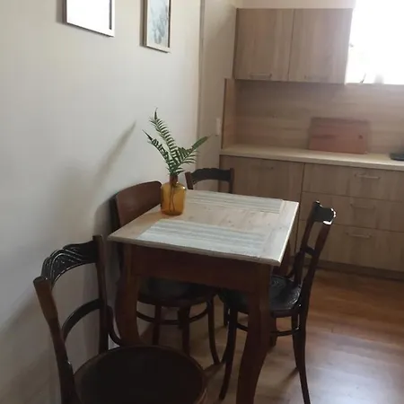 Apartment Deli Oldal Vendeghaz