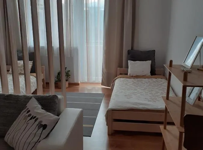 Apartment Deli Oldal Vendeghaz *